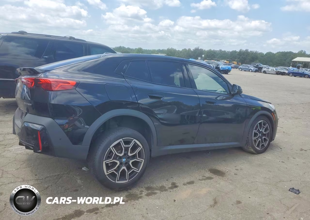 2026 BMW X2 xDrive28I VIN:WBX63GM00T5468356 - 3
