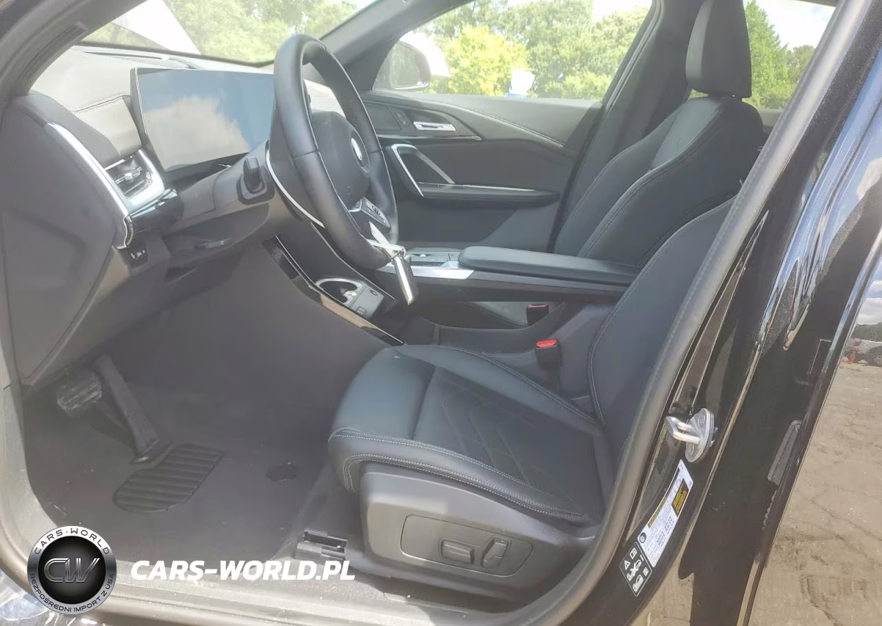 2026 BMW X2 xDrive28I VIN:WBX63GM00T5468356 - 7