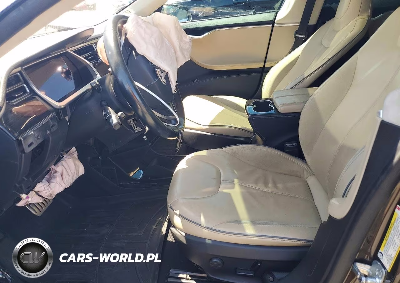 2014 Tesla Model S VIN:5YJSA1H16EFP35857 - 7
