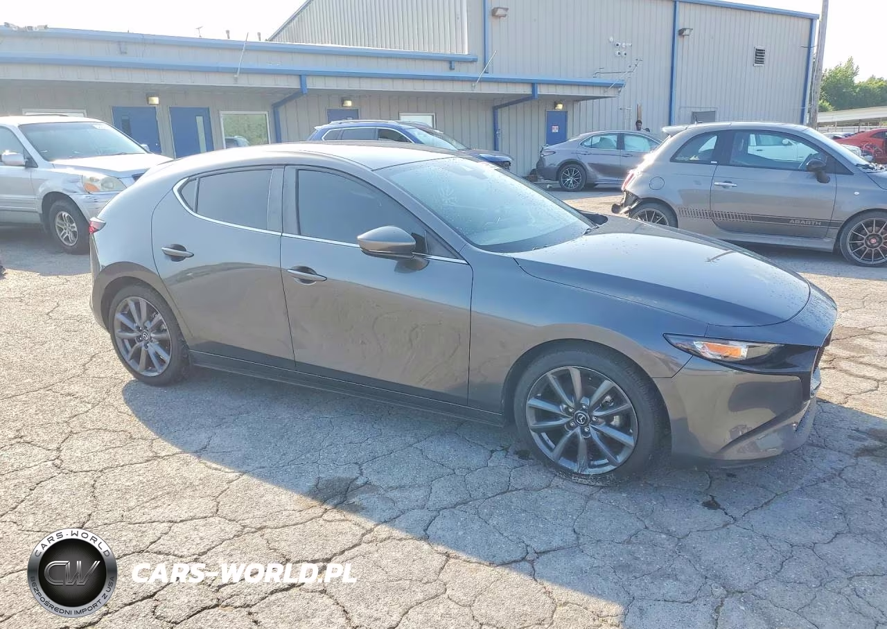 2021 Mazda 3 Select VIN:JM1BPAKL0M1308464 - 4
