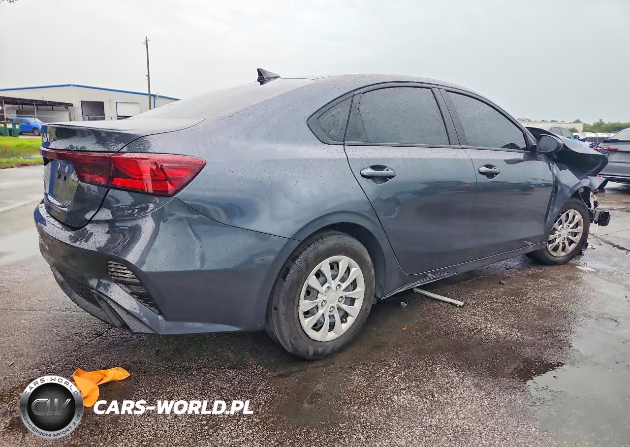 2023 Kia Forte Lx VIN:3KPF24AD1PE619382 - 3