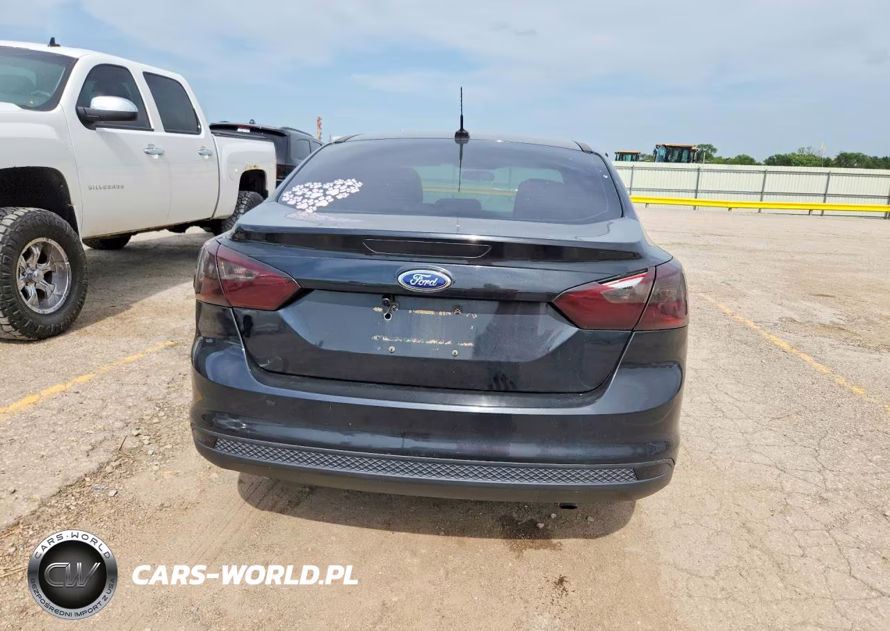 2014 Ford Focus Se VIN:1FADP3F28EL300940 - 6