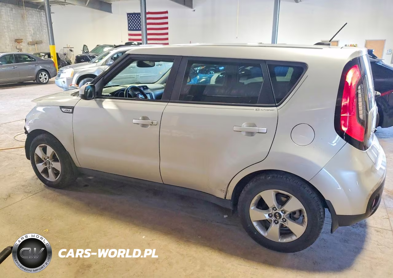 2018 Kia Soul Base VIN:KNDJN2A26J7519340 - 2