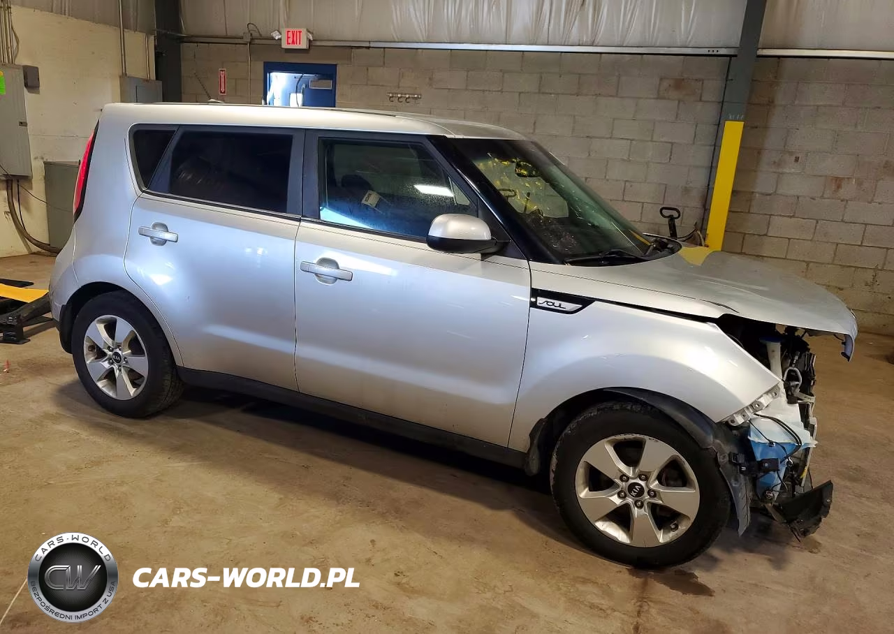 2018 Kia Soul Base VIN:KNDJN2A26J7519340 - 4
