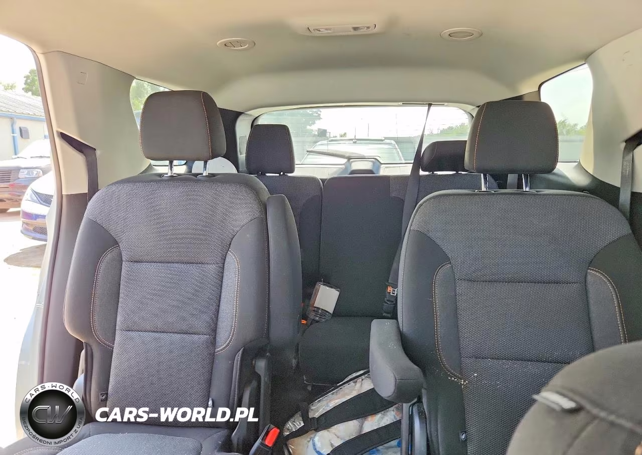 2020 Chevrolet Traverse Lt VIN:1GNERGKW4LJ284647 - 10