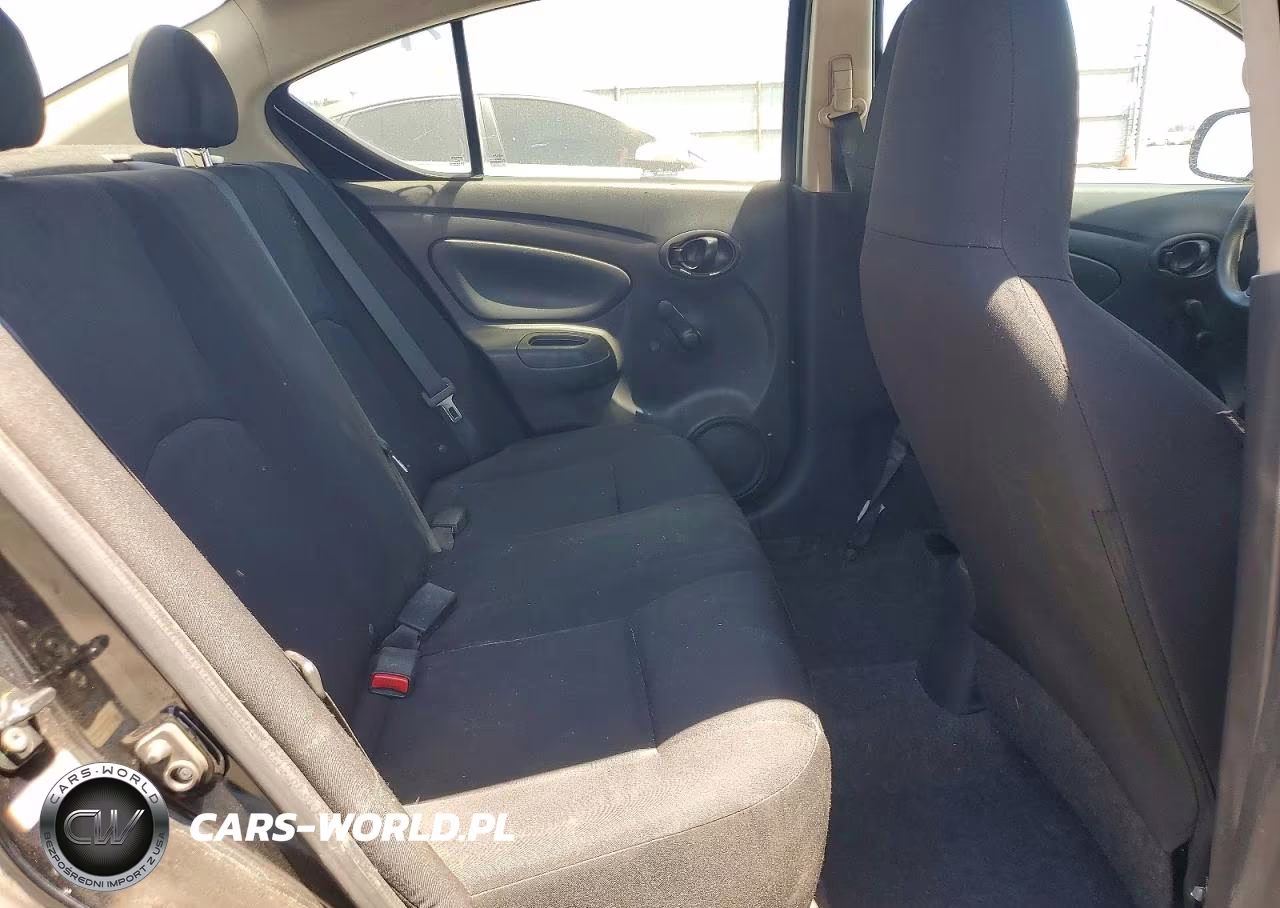 2015 Nissan Versa 1.6 S VIN:3N1CN7APXFL869903 - 10