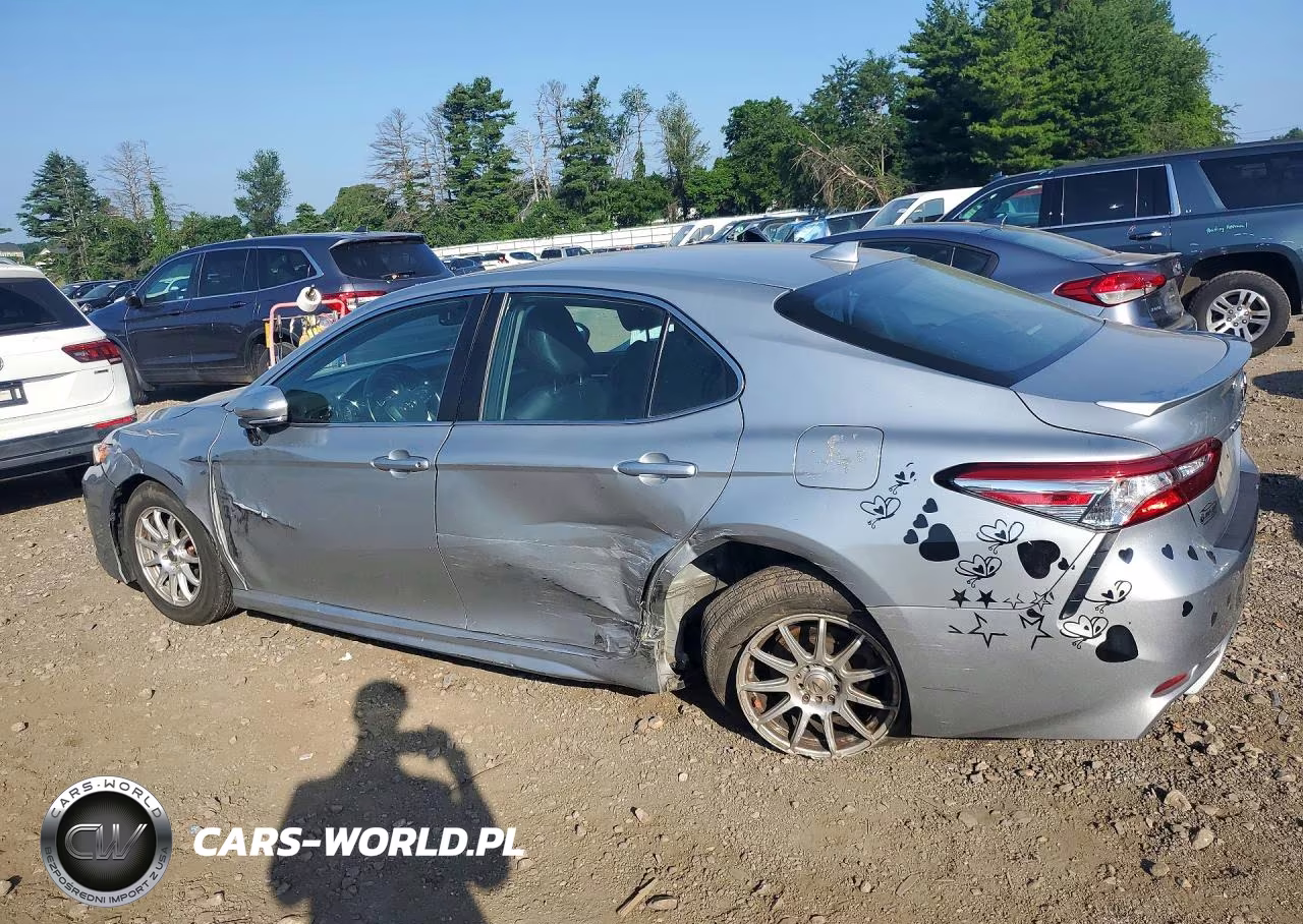 2020 Toyota Camry VIN:4T1J11AK5LU394806 - 2