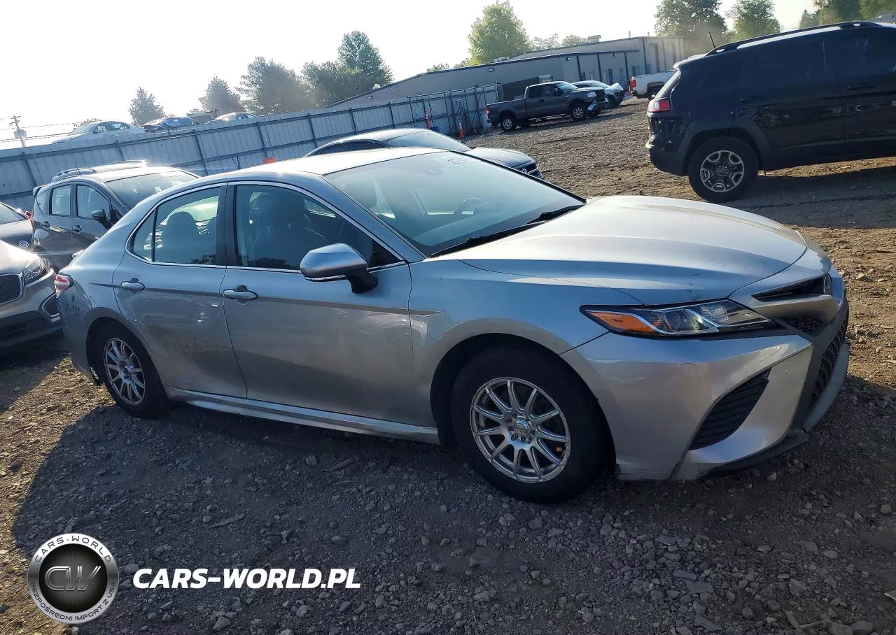 2020 Toyota Camry VIN:4T1J11AK5LU394806 - 4