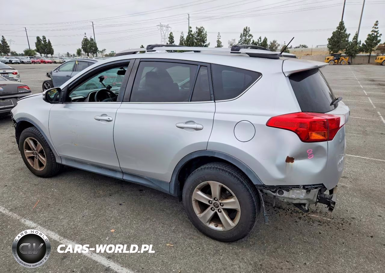 2015 Toyota Rav4 Xle VIN:2T3WFREVXFW145262 - 2