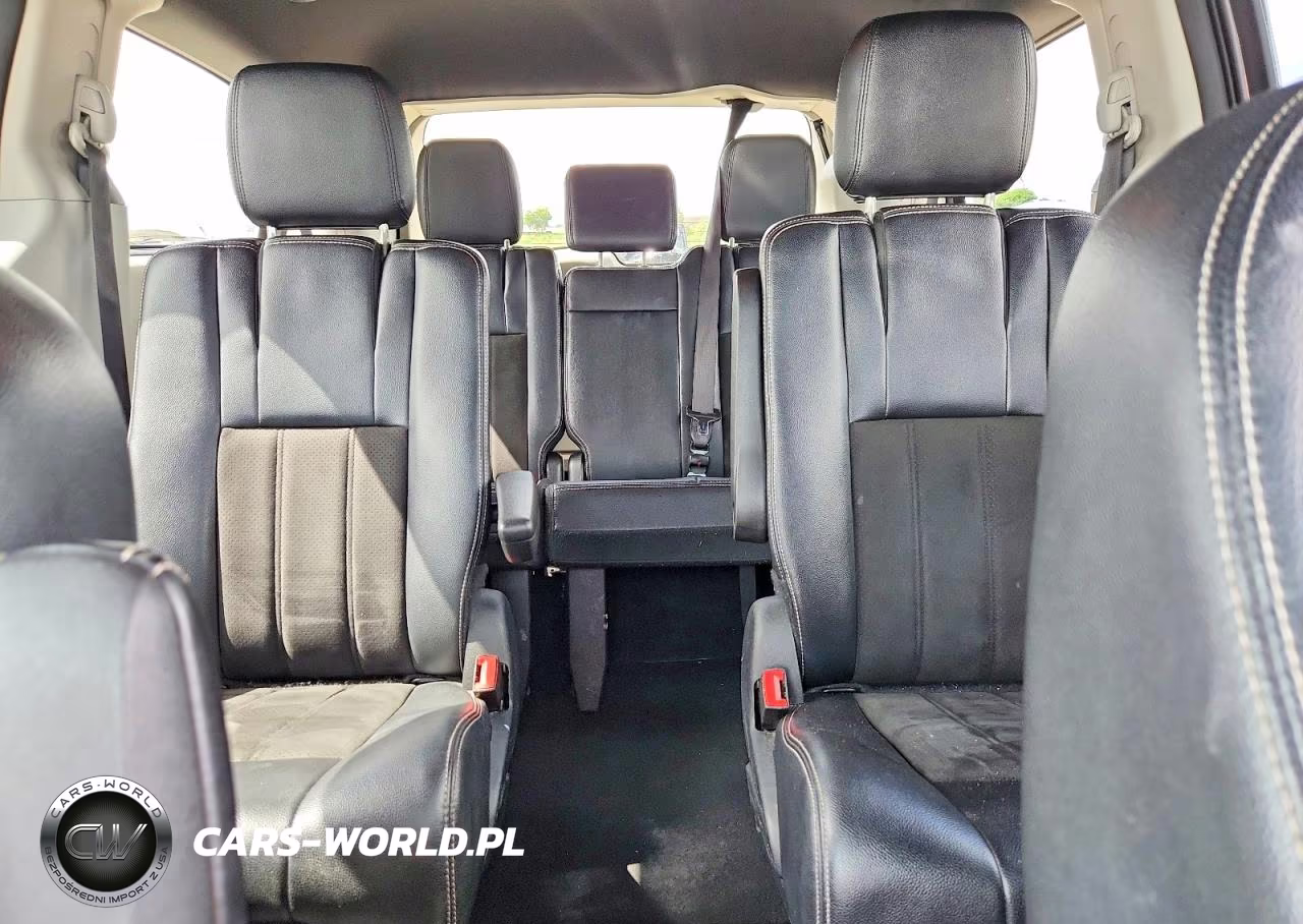 2019 Dodge Grand Caravan Sxt VIN:2C4RDGCG8KR717784 - 10