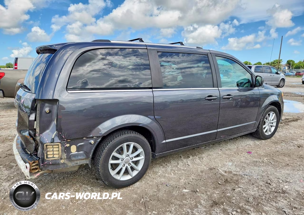 2019 Dodge Grand Caravan Sxt VIN:2C4RDGCG8KR717784 - 3