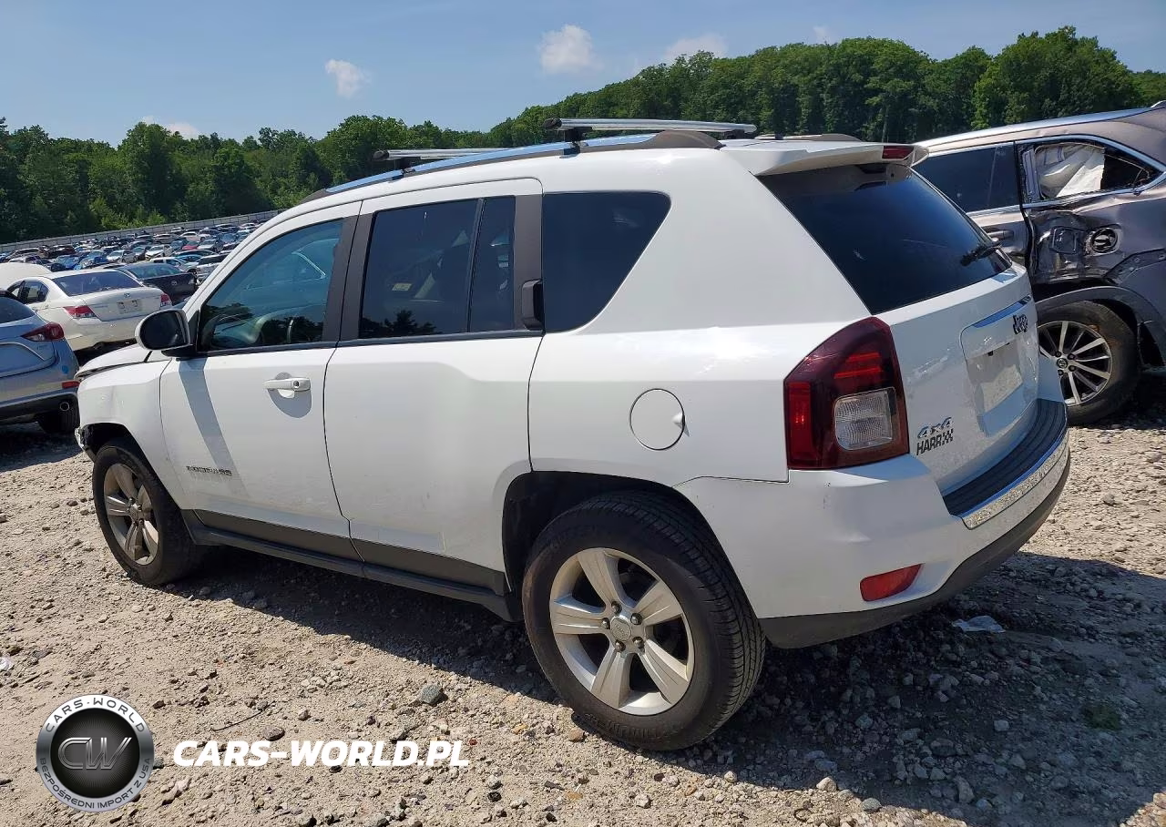 2015 Jeep Compass Latitude VIN:1C4NJDEB5FD395976 - 2