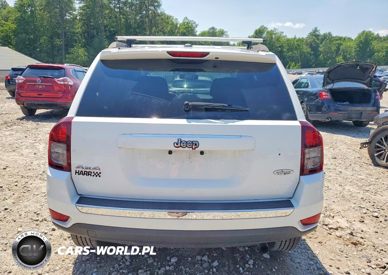 2015 Jeep Compass Latitude VIN:1C4NJDEB5FD395976 - 6