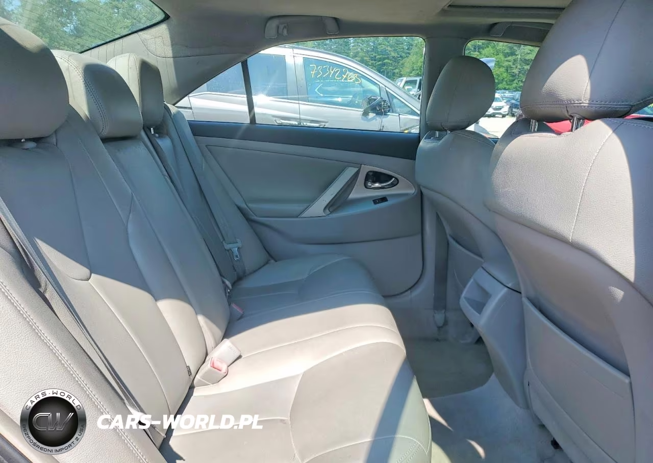 2010 Toyota Camry Se VIN:4T1BF3EK0AU064323 - 10