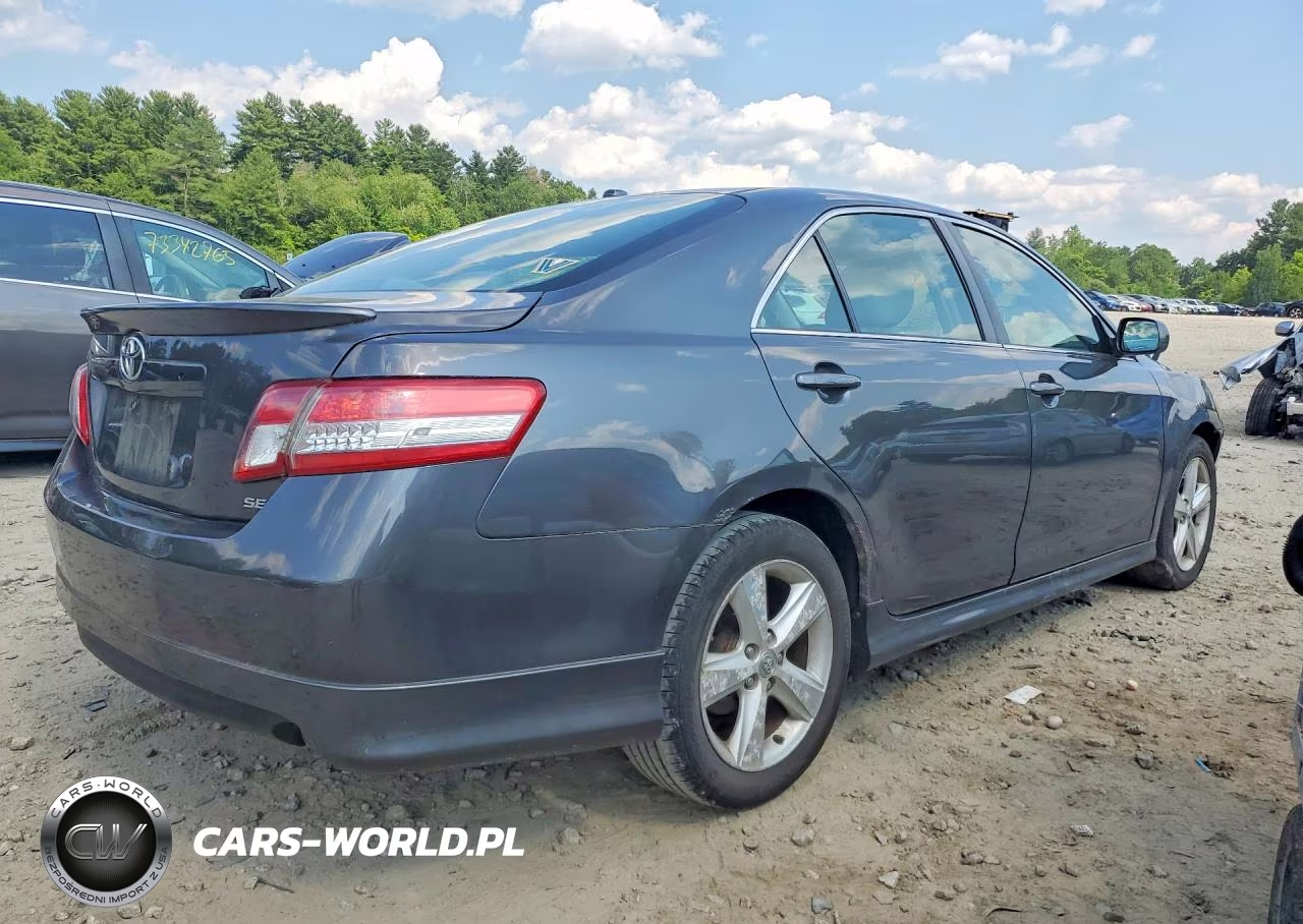 2010 Toyota Camry Se VIN:4T1BF3EK0AU064323 - 3