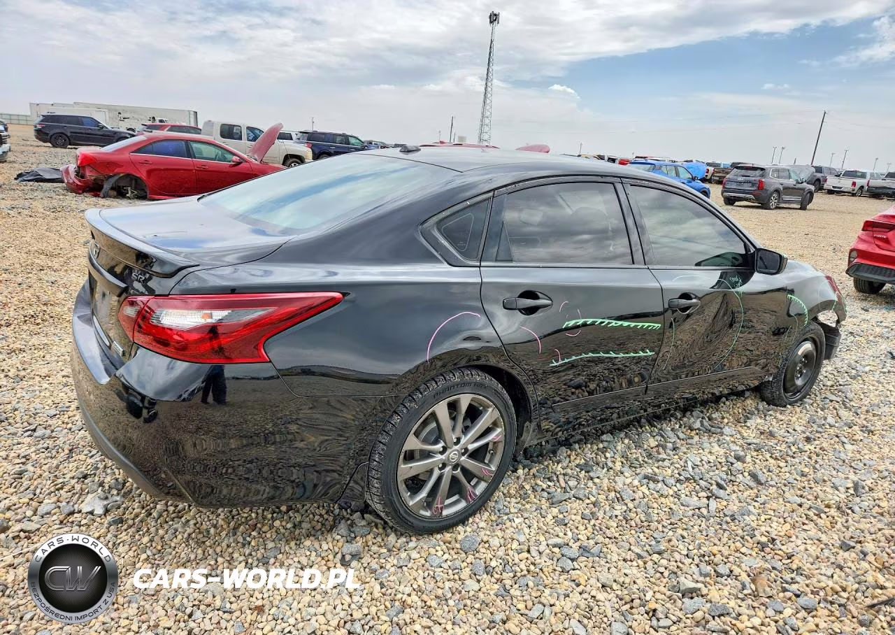 2018 Nissan Altima 2.5 Sr VIN:1N4AL3AP2JC135771 - 3
