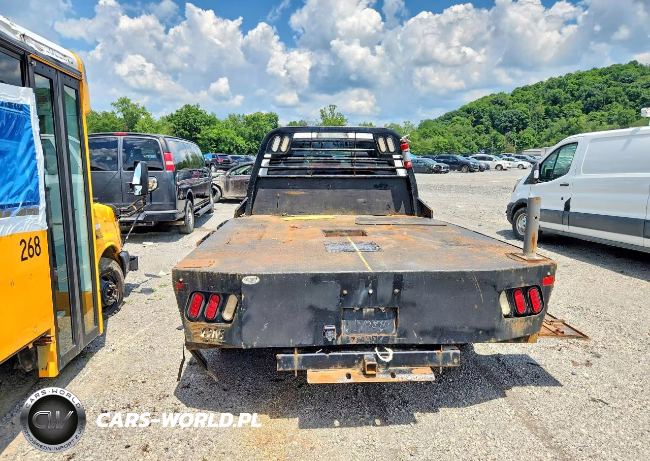 2018 Ram 3500 VIN:3C7WRTCJ2JG331667 - 6