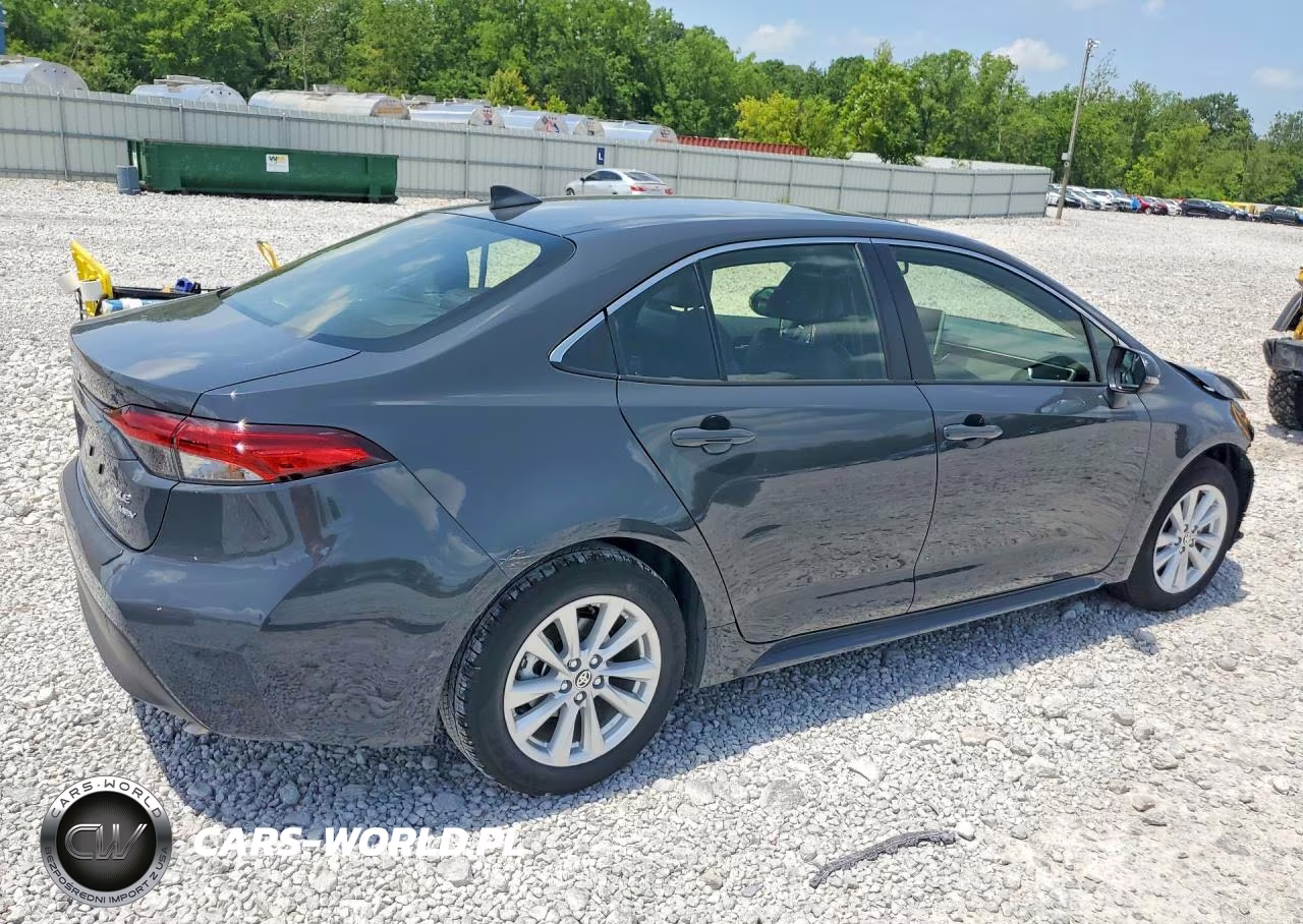 2025 Toyota Corolla Hybrid Xle VIN:JTDBCMFE3S3102226 - 3