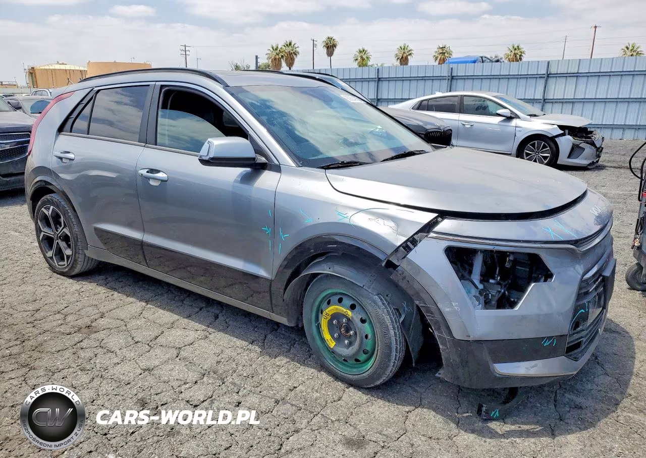 2023 Kia Niro Ex VIN:KNDCR3LE7P5099490 - 4