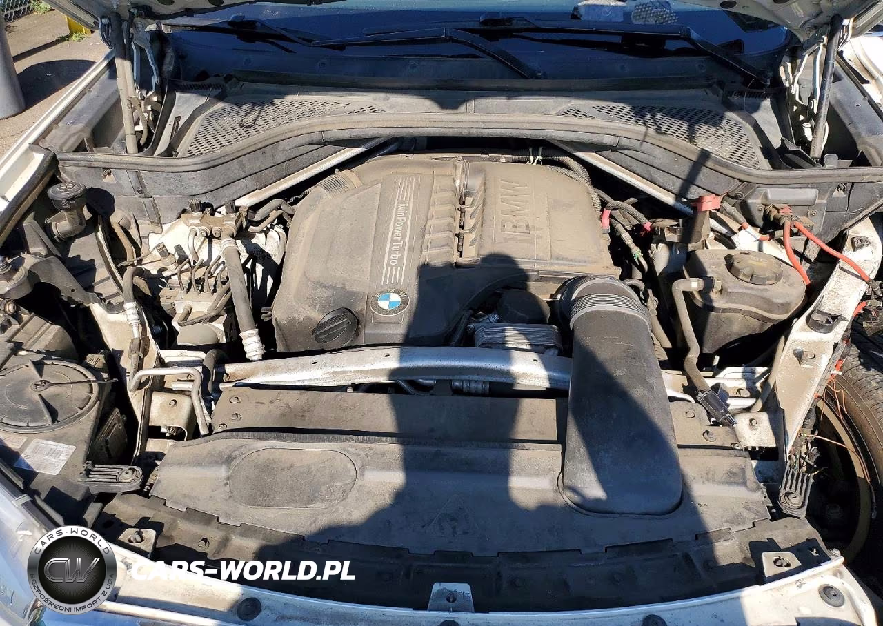 2015 BMW X5 xDrive35I VIN:5UXKR0C54F0K61127 - 12