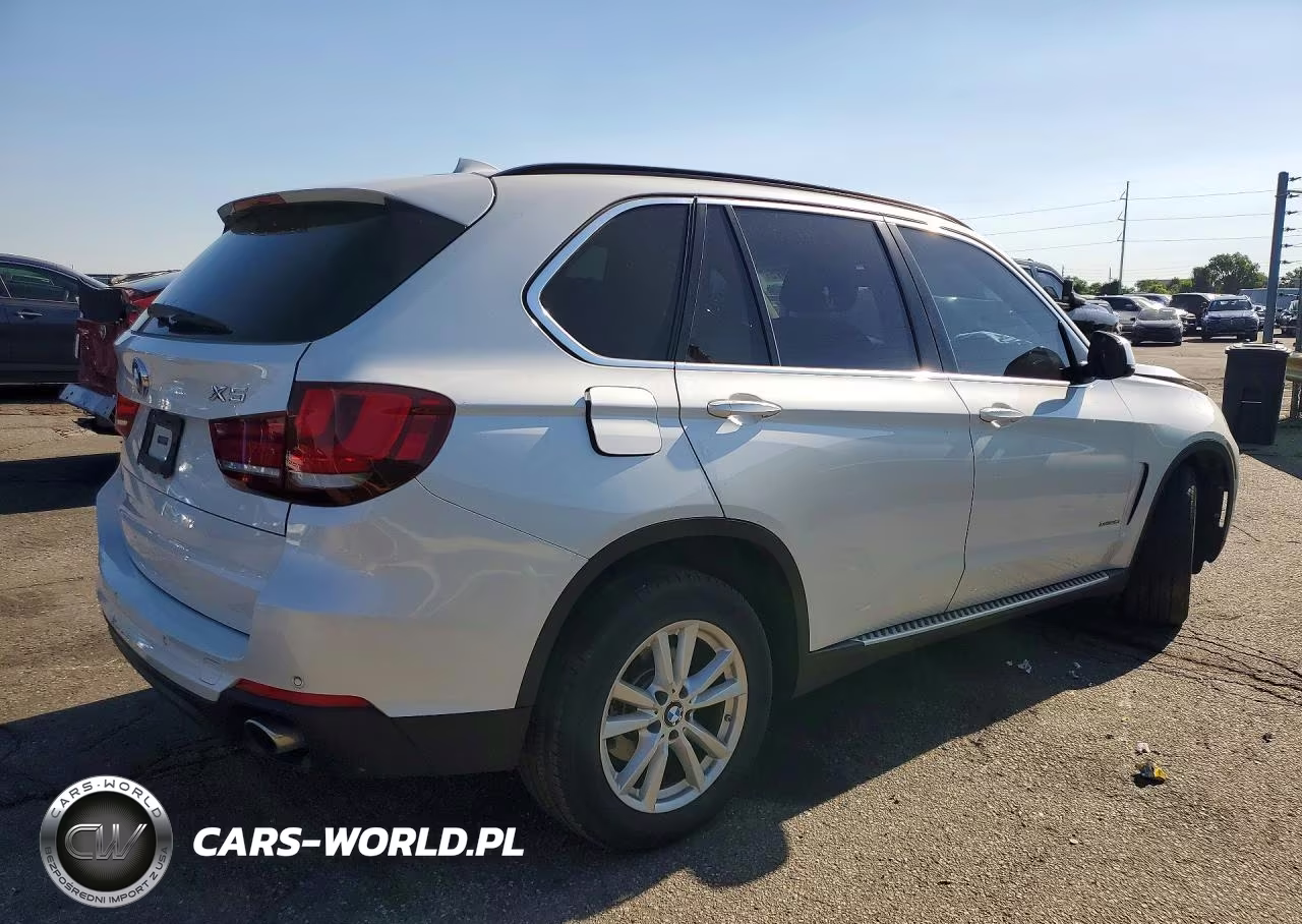 2015 BMW X5 xDrive35I VIN:5UXKR0C54F0K61127 - 3