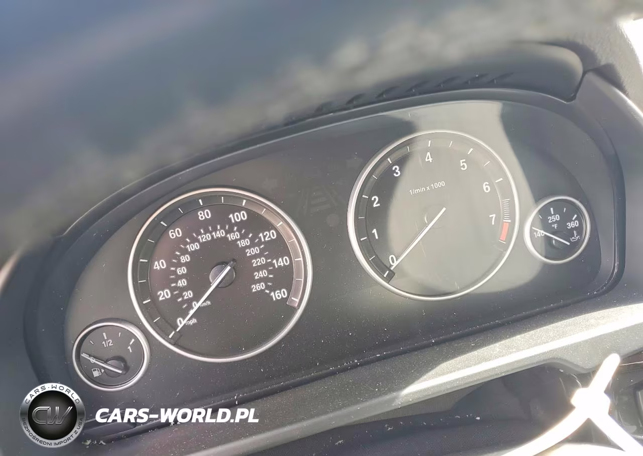 2015 BMW X5 xDrive35I VIN:5UXKR0C54F0K61127 - 9
