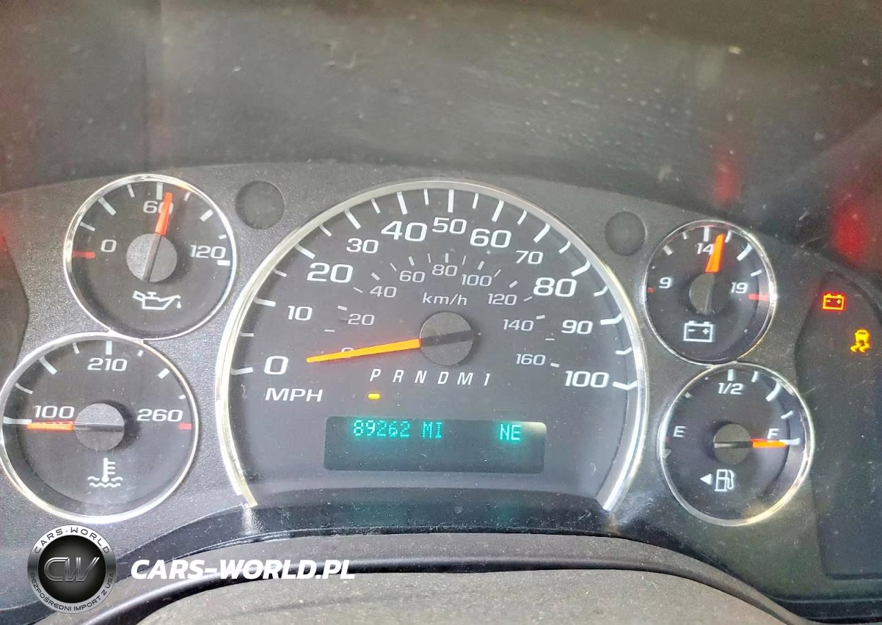2023 Chevrolet Express G2500 VIN:1GCWGAFP9P1145915 - 9
