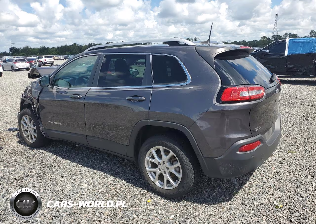 2017 Jeep Cherokee Latitude VIN:1C4PJLCB7HW535717 - 2