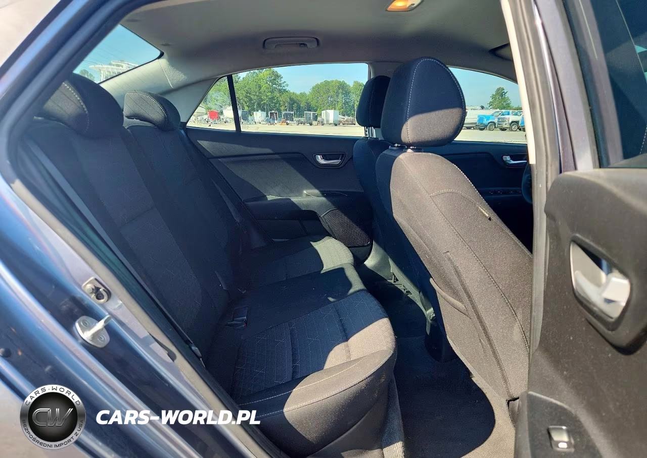 2019 Kia Rio S VIN:3KPA24AB4KE170765 - 10
