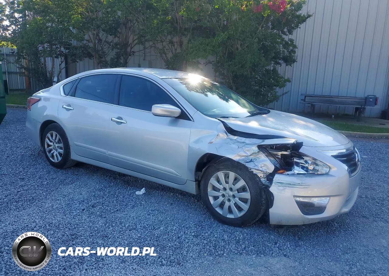 2014 Nissan Altima 2.5 S VIN:1N4AL3AP0EC900580 - 4