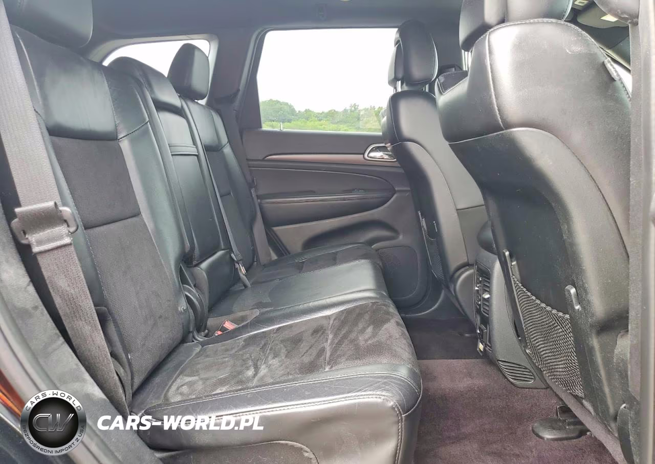 2018 Jeep Grand Cherokee Laredo VIN:1C4RJFAG3JC203371 - 10