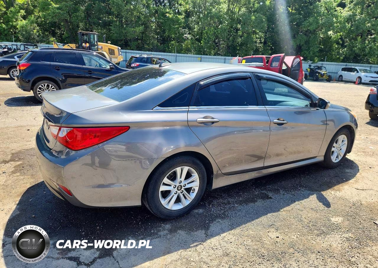 2014 Hyundai Sonata Gls VIN:5NPEB4AC8EH914118 - 3