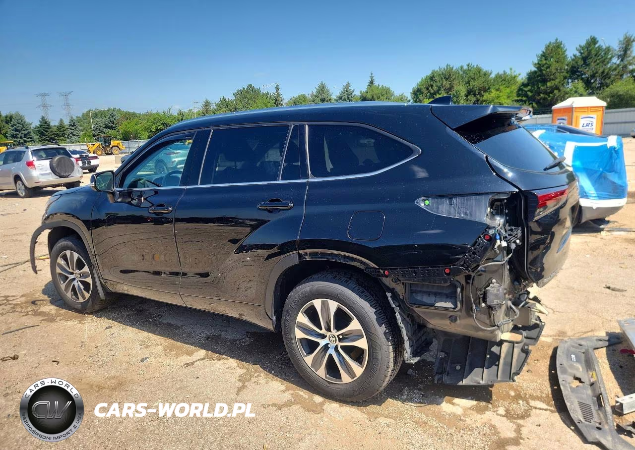 2021 Toyota Highlander Xle VIN:5TDHZRBH8MS093787 - 2