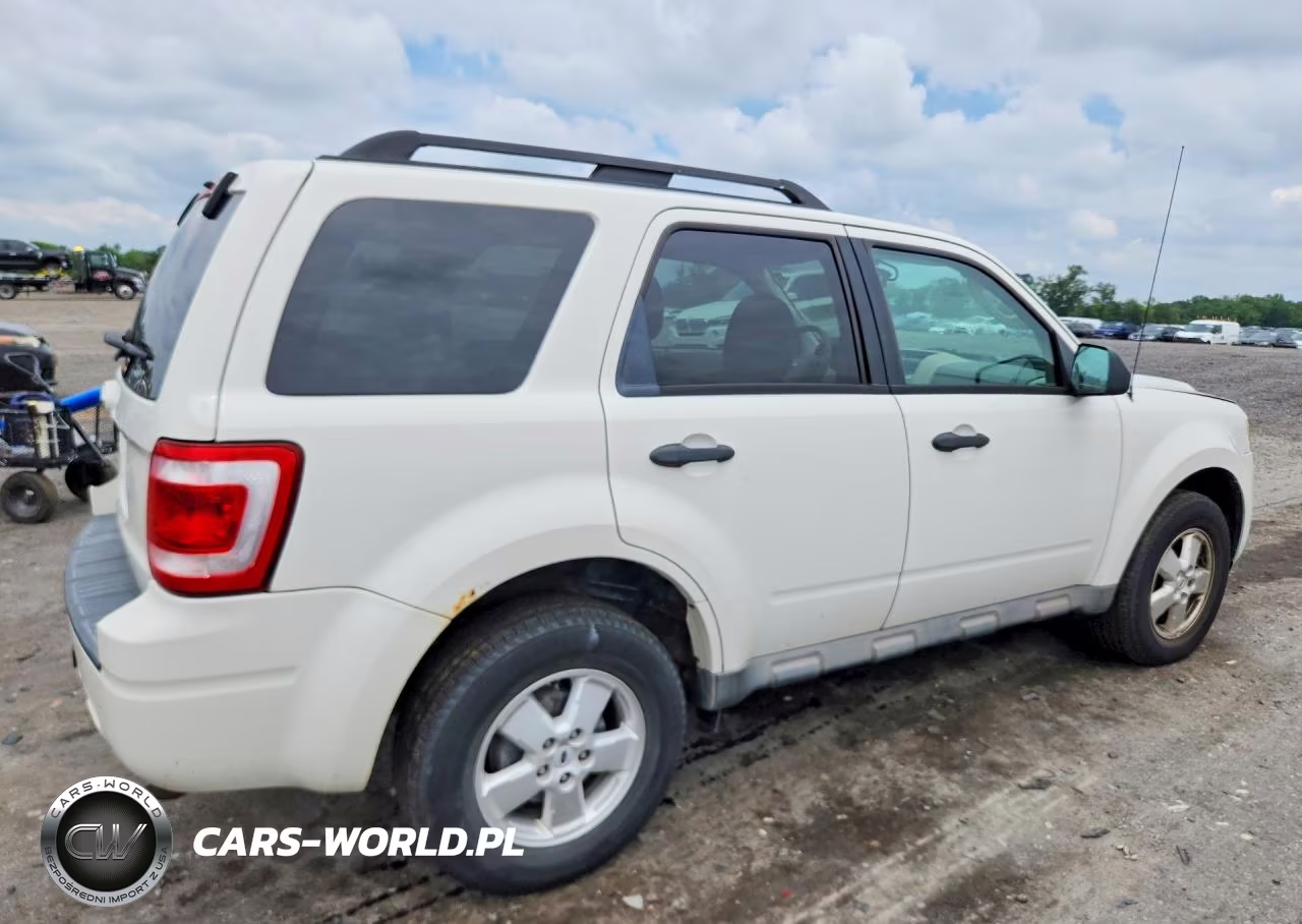2009 Ford Escape Xlt VIN:1FMCU03G79KC34692 - 3