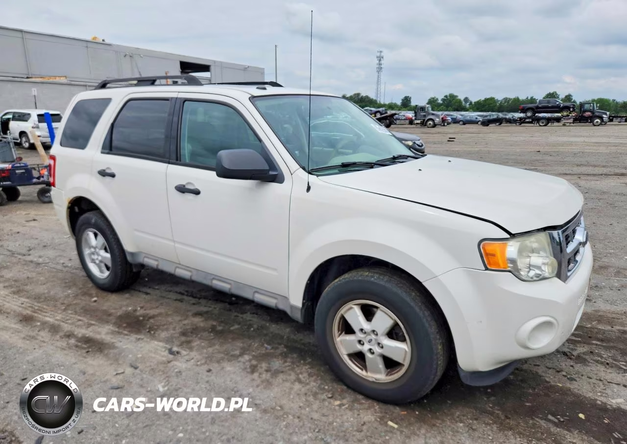 2009 Ford Escape Xlt VIN:1FMCU03G79KC34692 - 4