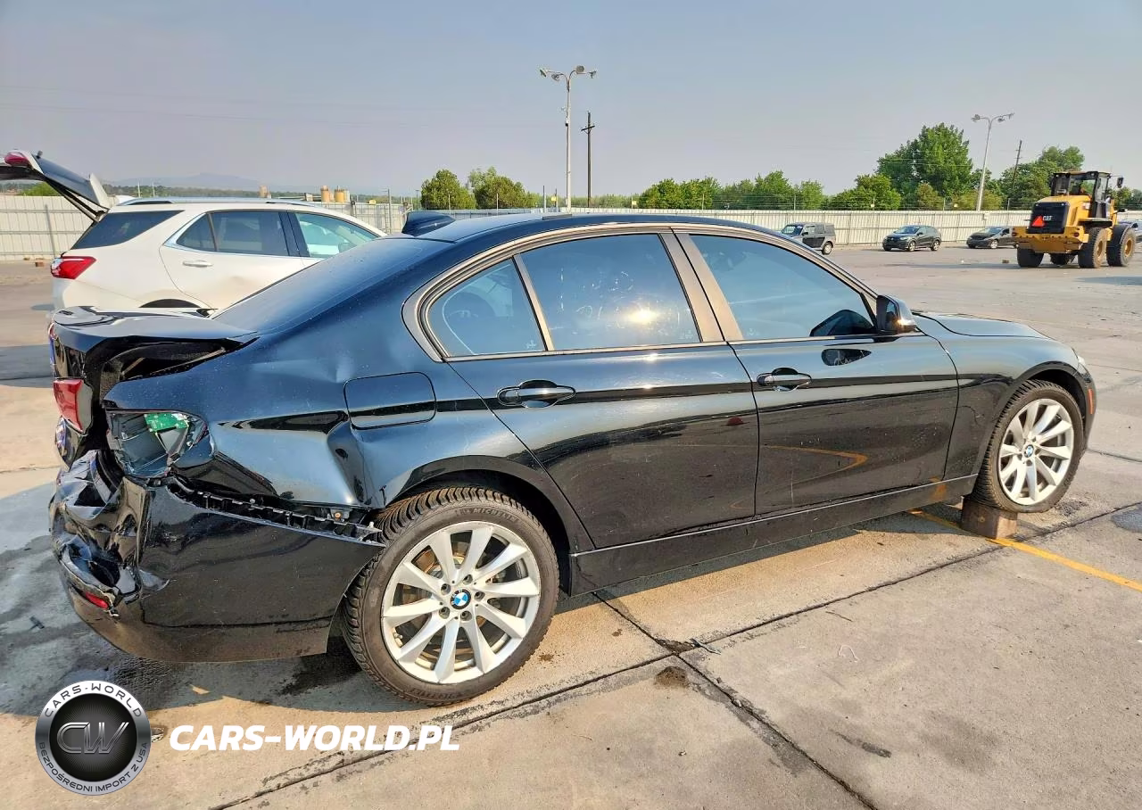 2017 BMW 320 Xi VIN:WBA8E5G33HNU43224 - 3