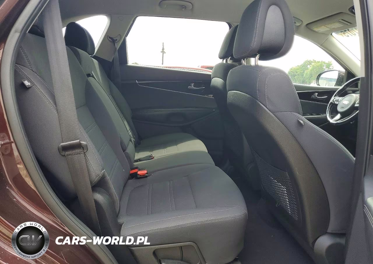 2016 Kia Sorento Lx V6 VIN:5XYPG4A58GG068739 - 11
