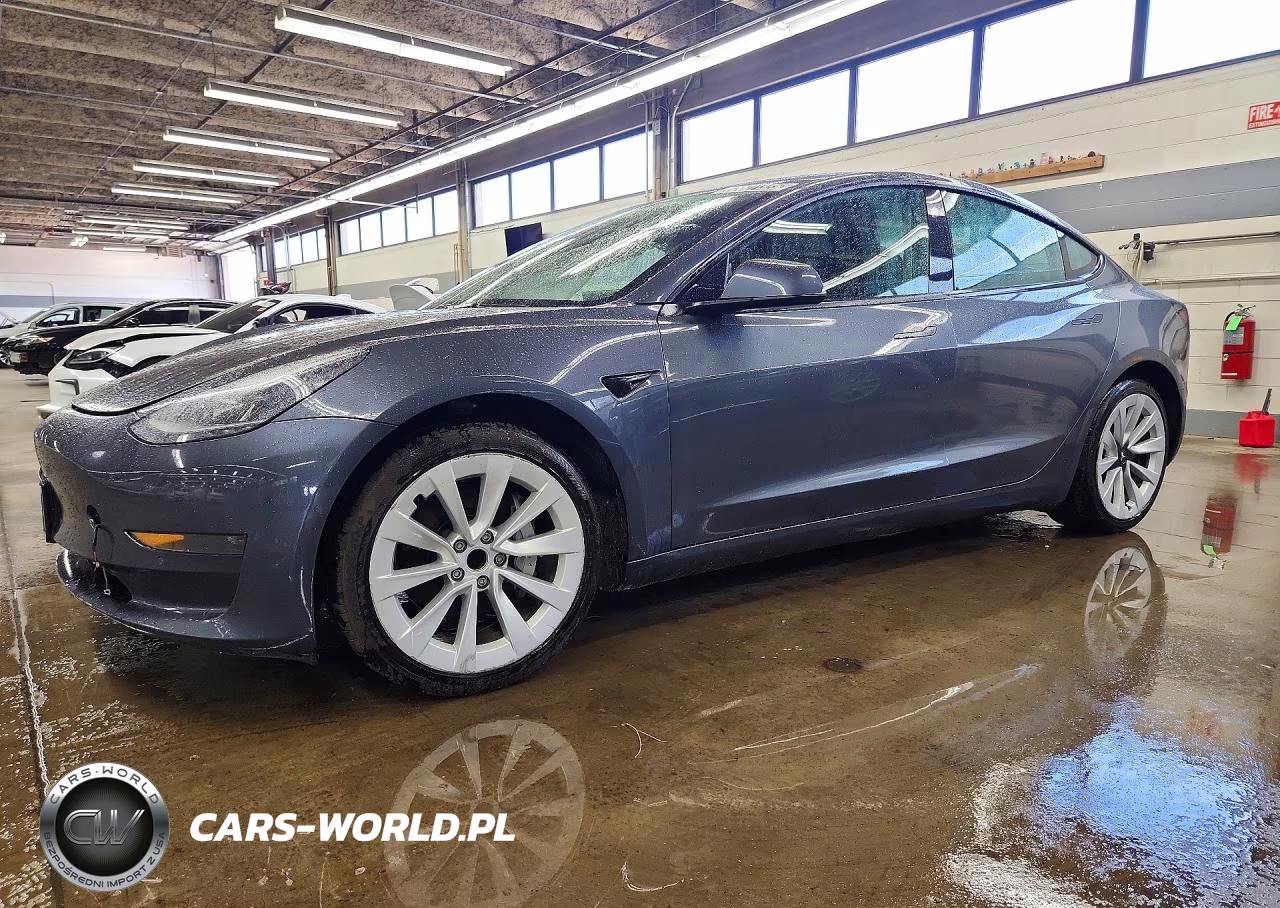 2022 Tesla Model 3 – zdjęcie 1 z 12