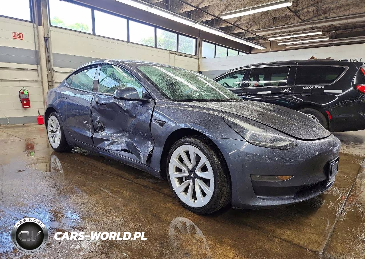 2022 Tesla Model 3 VIN:5YJ3E1EA1NF369075 - 4