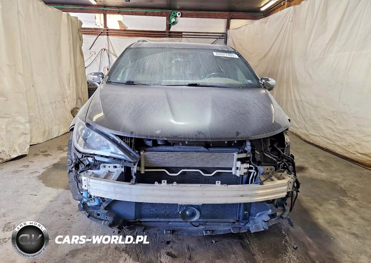 2020 Chrysler Pacifica Limited VIN:2C4RC1GG4LR143552 - 5