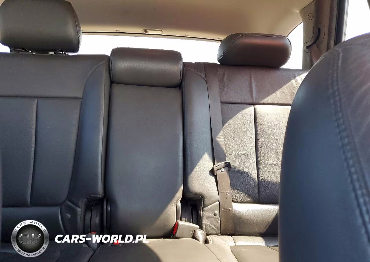 2012 Hyundai Santa Fe Limited VIN:5XYZKDAG7CG150626 - 10