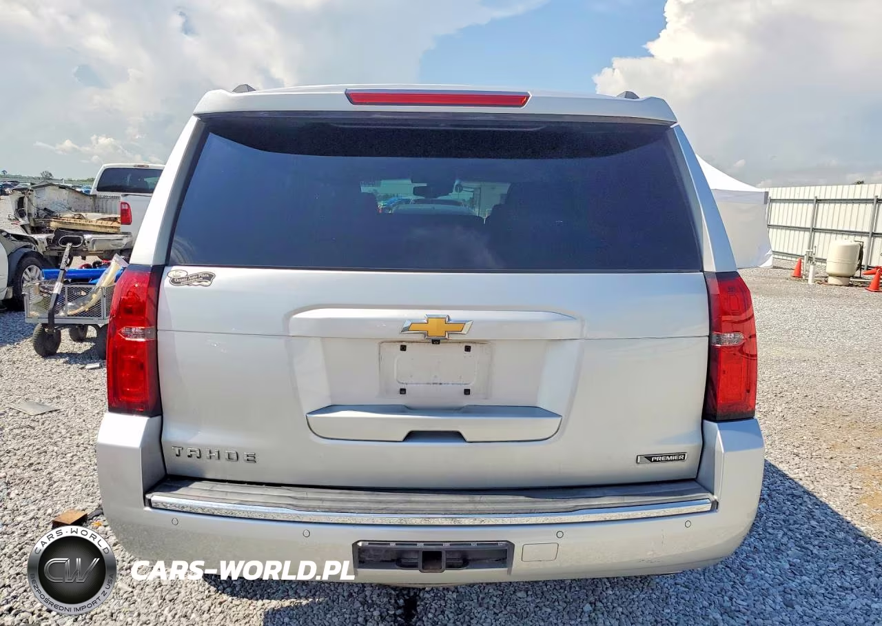 2017 Chevrolet Tahoe C1500 Premier VIN:1GNSCCKC7HR159590 - 6