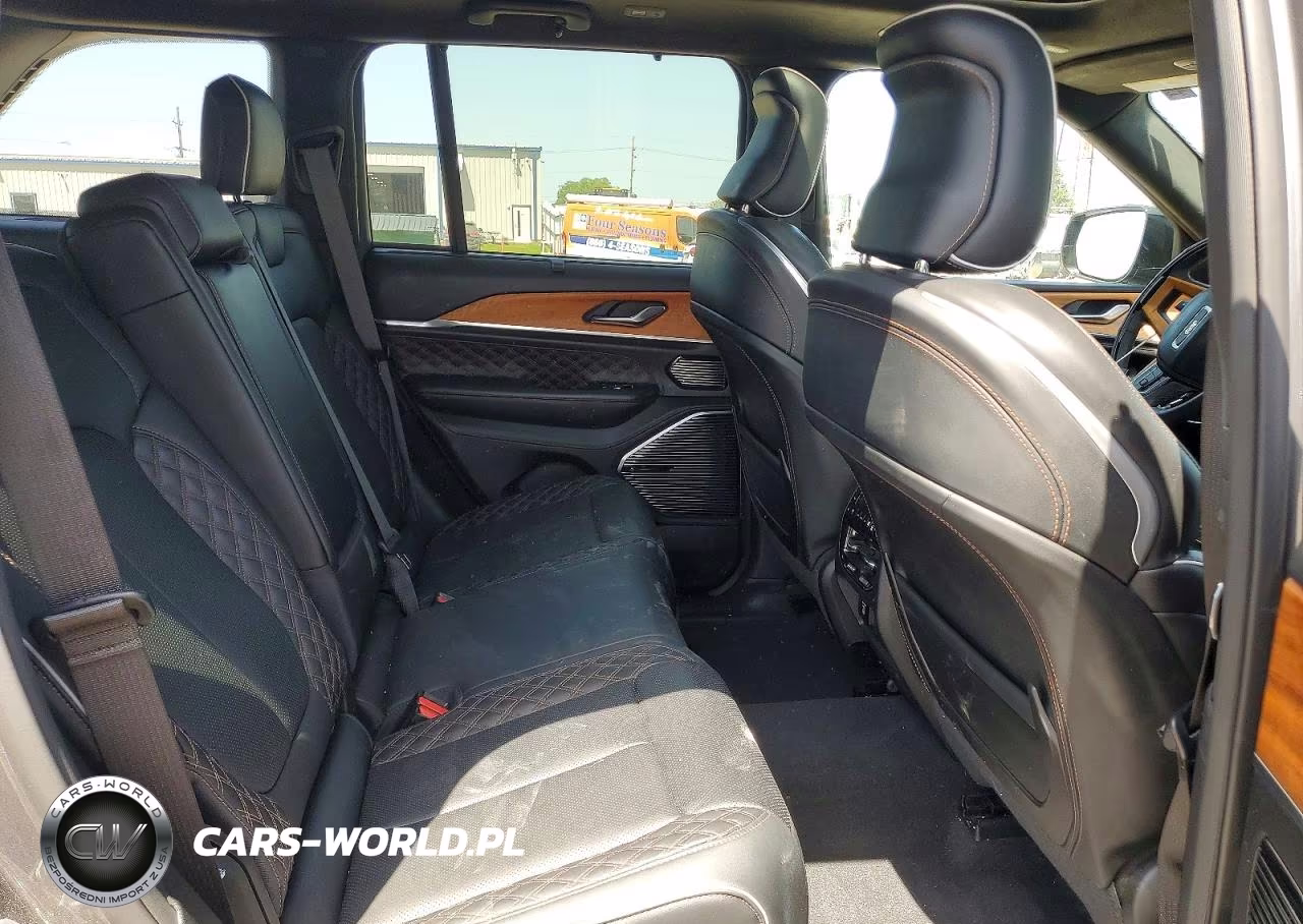 2022 Jeep Grand Cherokee Summit 4Xe VIN:1C4RJYE6XN8725226 - 10