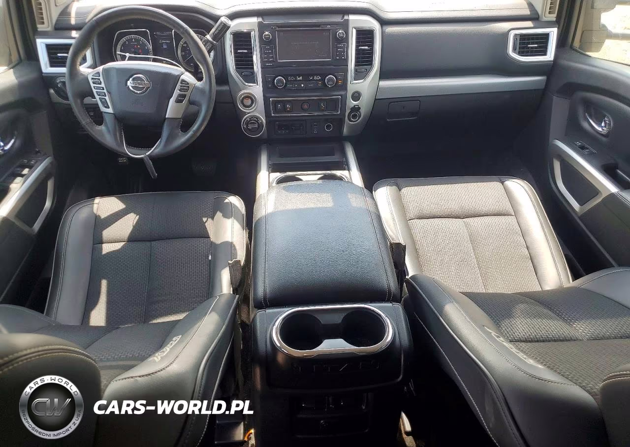 2018 Nissan Titan Pro-4X VIN:1N6AA1E58JN518760 - 8