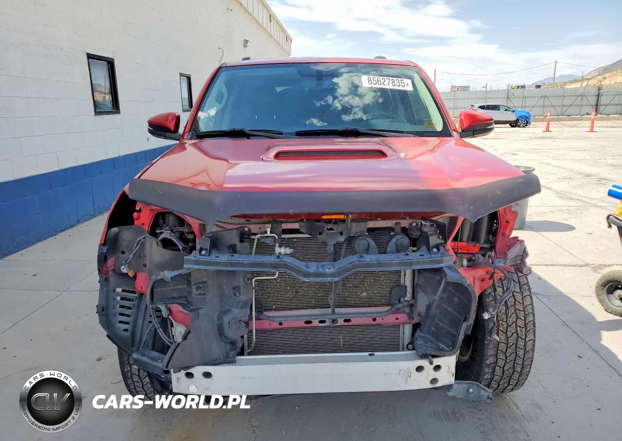 2015 Toyota 4Runner Trail Premium VIN:JTEBU5JR5F5225562 - 5