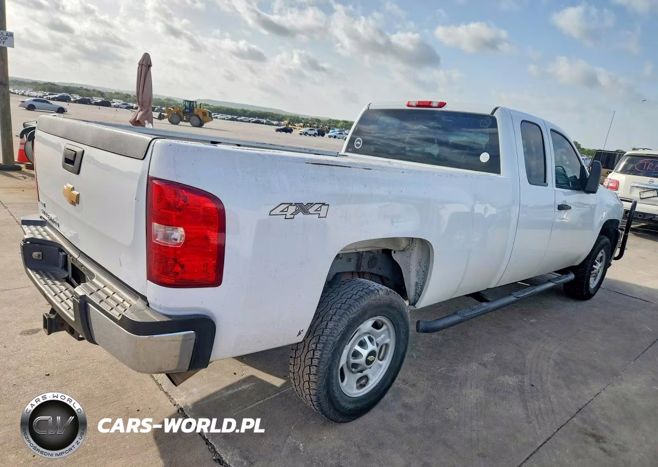 2012 Chevrolet Silverado K2500 Heavy Duty VIN:1GC2KVCG3CZ190448 - 3
