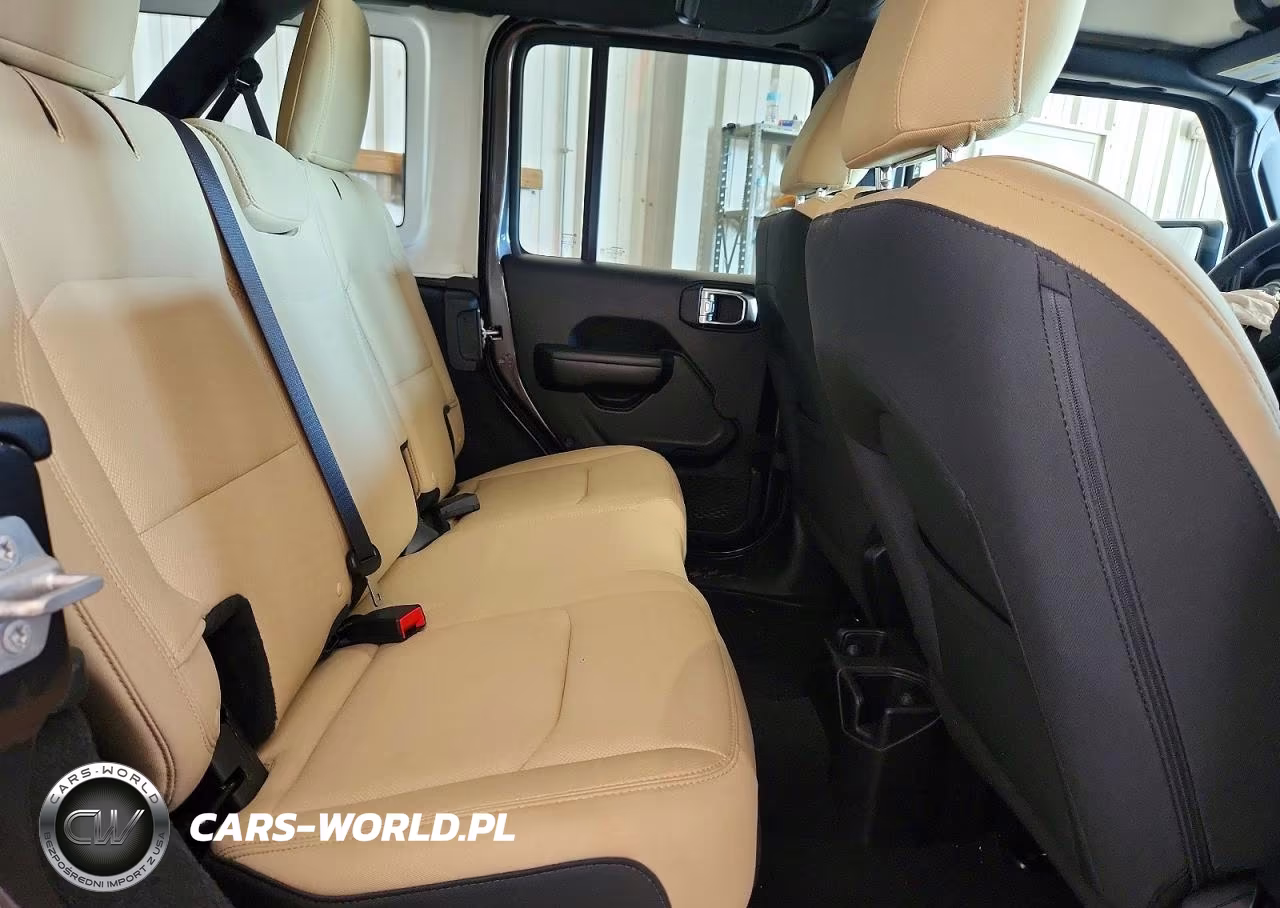2018 Jeep Wrangler Unlimited Sport VIN:1C4HJXDG0JW161267 - 10