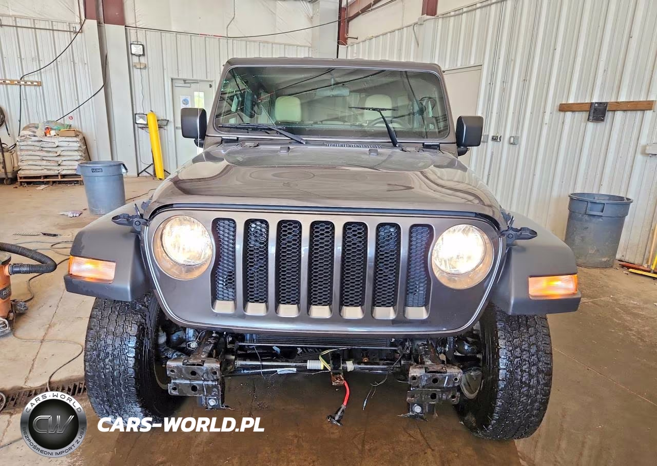 2018 Jeep Wrangler Unlimited Sport VIN:1C4HJXDG0JW161267 - 5