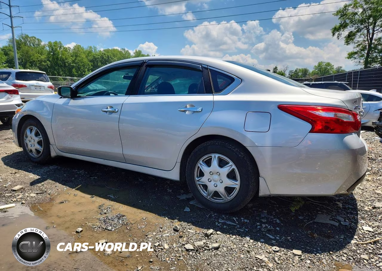 2017 Nissan Altima 2.5 S VIN:1N4AL3AP9HC215577 - 2