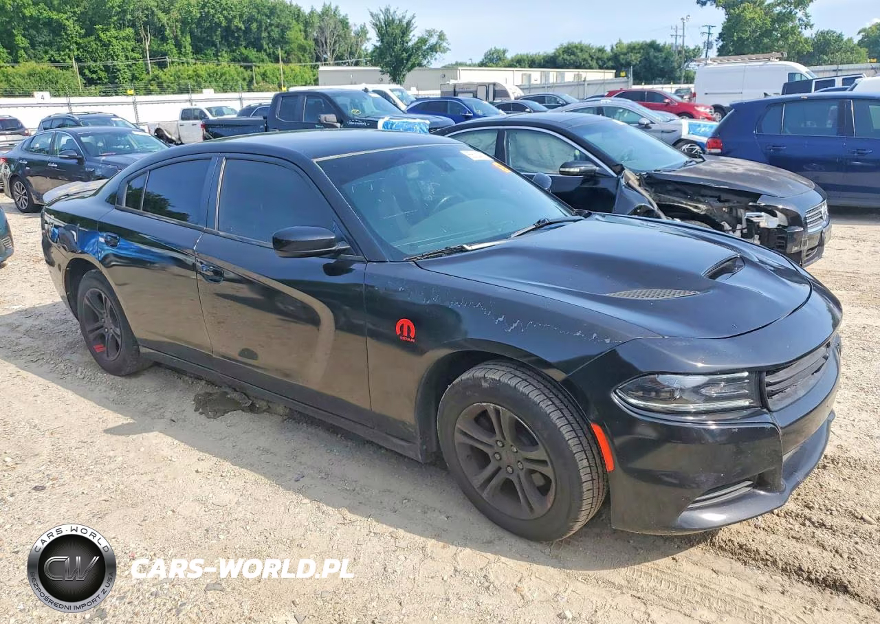 2017 Dodge Charger Se VIN:2C3CDXBG8HH605383 - 4